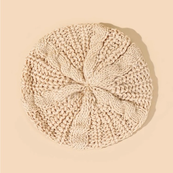 Knit Beret - Picture 2 of 4